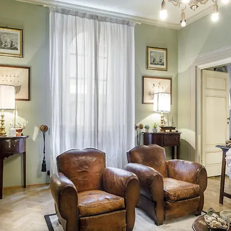 아파트 Spacious 4 Bedrooms Flat In